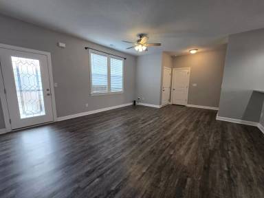 Main picture of 608 Millbrooke Cir