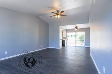 Main picture of 2047 E Washington Ave