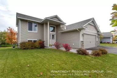 Main picture of 8556 Tessman Pkwy N