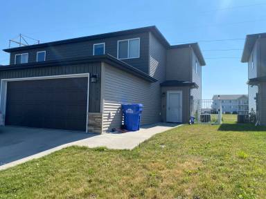 Main picture of 4318 Estate Dr S