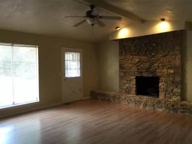 Main picture of 1517 Apollo Rd