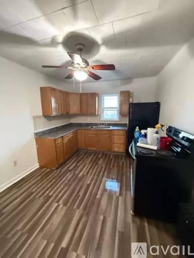Main picture of 25 Westerlo St