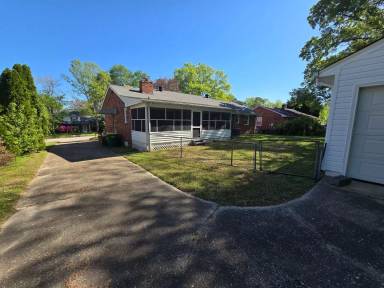 Main picture of 3506 Wilmington Ave