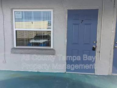 Main picture of 9718 N Nebraska Ave
