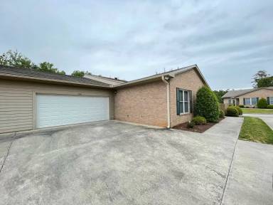 Main picture of 230 Beaver Creek Dr