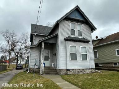 Main picture of 217 N West Ave