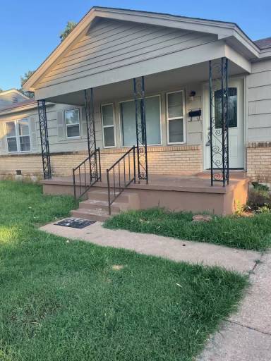 Main picture of 3616 SE 24th St
