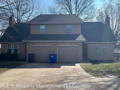 Main picture of 1422 E Penrose Ln