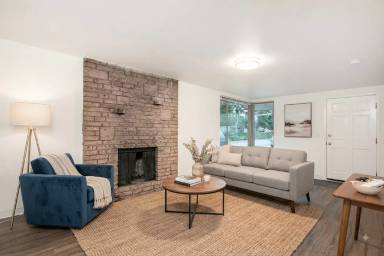 Main picture of 22855 30th Ave S