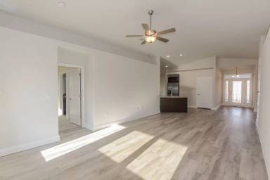 Main picture of 3864 Redbud Way