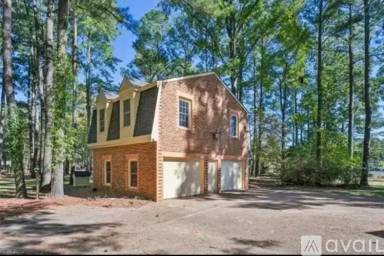 Main picture of 88 Hunts Neck Rd