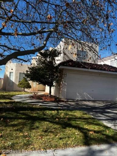 Main picture of 6125 Rosetree Pl NE