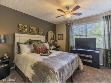 Main picture of 8000 Cleary Blvd