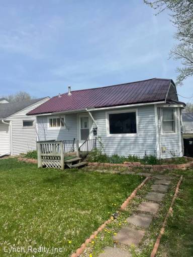 Main picture of 524 S Ferry St
