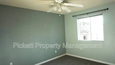 Main picture of 4855 Bowwood Cir NE