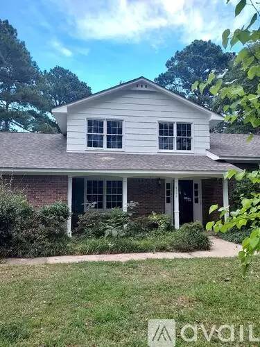 Main picture of 2706 Broad St