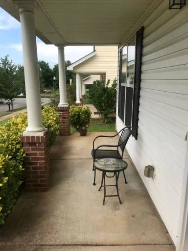 Main picture of 16514 Ambassador Park Dr