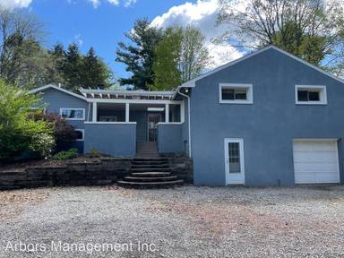 Main picture of 1290 Fassinger Ln