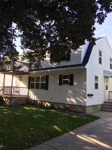 Main picture of 1577 Cedar St