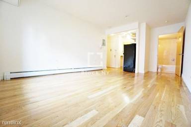 Main picture of 234 E 3rd St