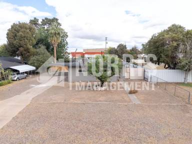 Main picture of 748 W Pima Ave