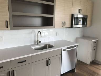 Main picture of 103 S Huntington Ave