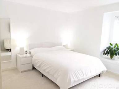 Main picture of Juanita Center Condo