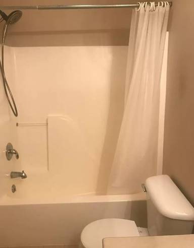 Main picture of 521 Green Tree Dr