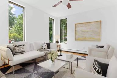 Main picture of 519 W 22nd St