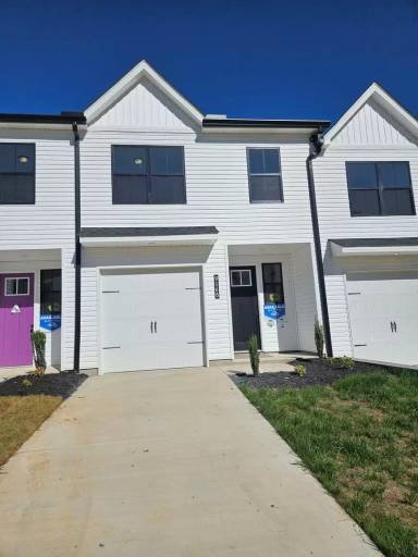 Main picture of 9168 Rolling Stone Way