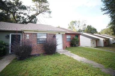 Main picture of 1250 Continental Ct