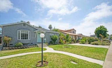 Main picture of 2404 Sebald Ave