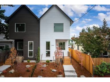 Main picture of 3540 SE 67th Ave