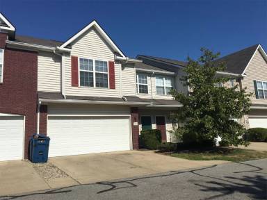 Main picture of 6216 Bishops Pond Ln