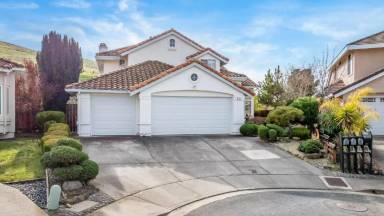Main picture of 124 Jade Ct
