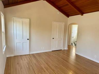 Main picture of 3363 Madera Ave