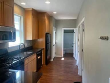 Main picture of 4360 SE Harborton St