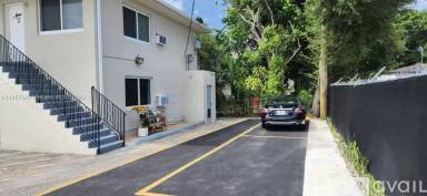 Main picture of 101 NW 47th Ave