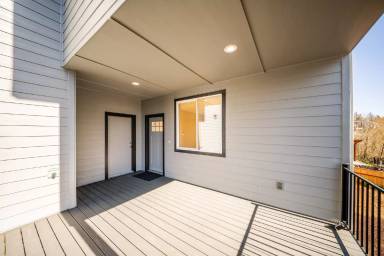 Main picture of 226 Curtis Dr
