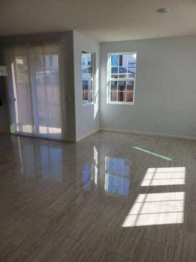 Main picture of 3255 Gosport Way