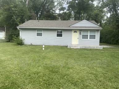 Main picture of 1948 W 64th St