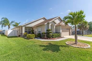 Main picture of 8059 Indian Creek Blvd