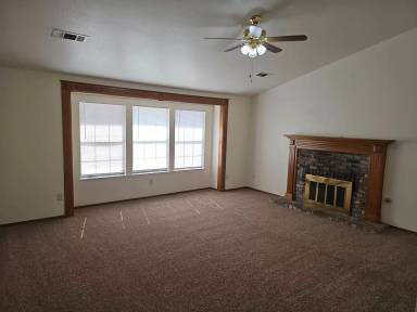 Main picture of 1845 N Selina Ct