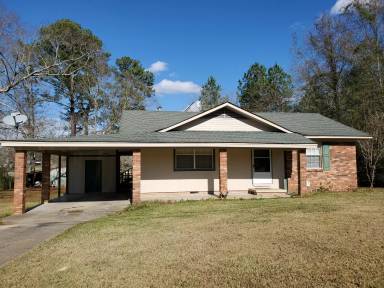 Main picture of 706 W Camp Ave