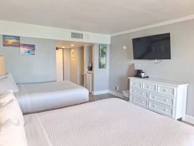 Main picture of 7100 N Ocean Blvd