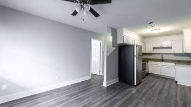 Main picture of Cambridge Court Apartment Homes
