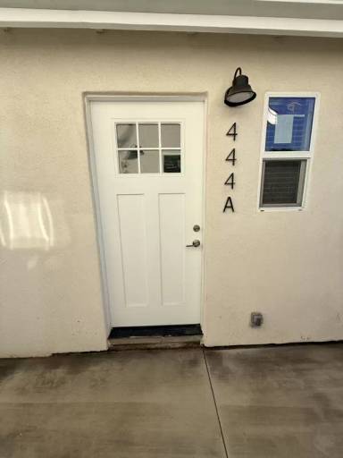 Main picture of 442 E 44th Cir