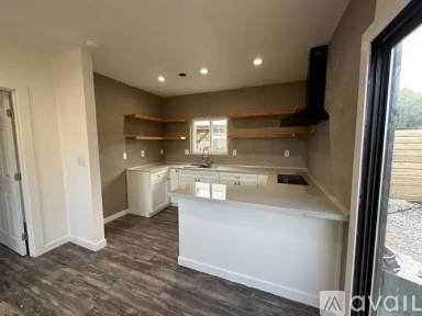 Main picture of 4024 W Avenue L6