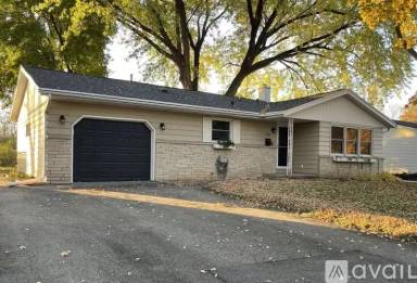 Main picture of 1210 Acewood Blvd