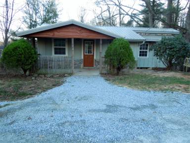 Main picture of 227 Edenburg St